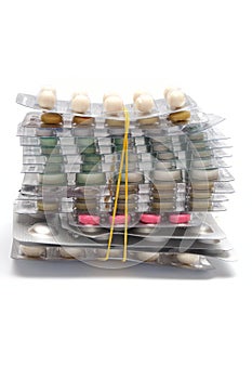 Batch of pills packages