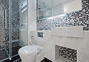 El cuarto de bano mosaico losas 