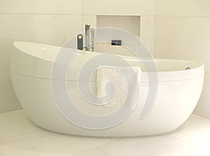 Bathtub