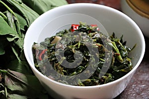 Bathua ka Saag, Pigweed leaf curry, Indian traditional food