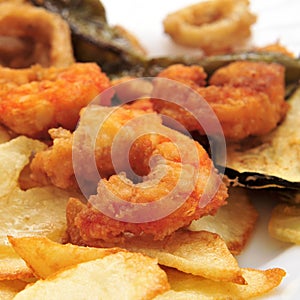 Battered and fried shrimps tapas