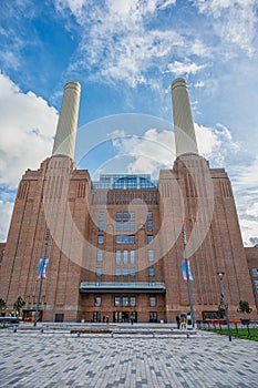 Battersea power station