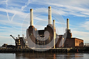 Battersea Power Station on the namk of the Thames