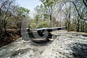 Battle of ancient artillery and Big mountain torpedo tunnels - Vung Tau city
