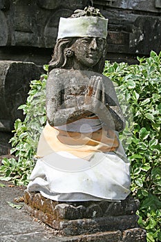 Batur statue