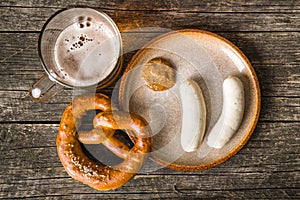 The bavarian weisswurst, pretzel and mustard.