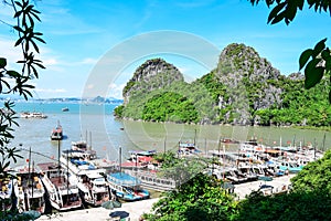 Bay near Thien Cung Cave. Ha Long Bay, Vietnam