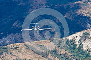 Be-200 on landing course