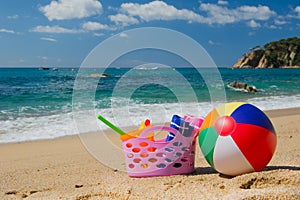 Beach bag and ball