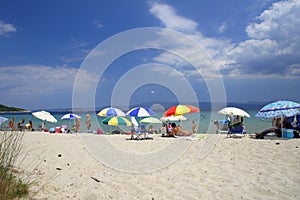 Playa vistoso paraguas 