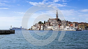 Beach in Croatia, sailing ships.