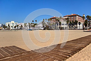 Beach Hotels with a Boardwalk