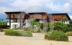 Beach house sandn in tropical paradise
