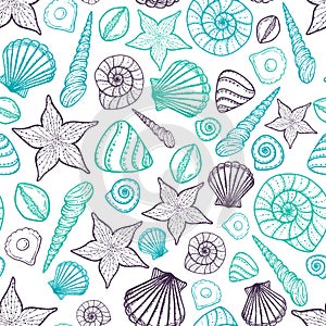Beach Seashell Pattern. Vector seamless pattern with seashells doodle style.