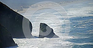 Beaching wave patterns on the Pacific Ocean - Bandon, Oregon