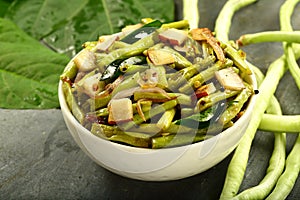 Beans stir fry with coconut- mezhukkupuratii.