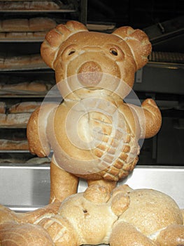 Bear with a tie made of bread inside Boudin Bakery & Cafe