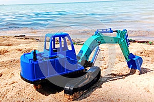 Beatiful beach and beatiful car