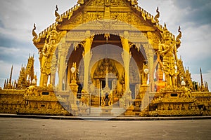 Beautiful and Amazing Golden Buddhist temple at Wat Paknam Jolo