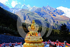 Beautiful autumn scenery in Hailuogou glaciers park