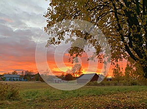Krásny jeseň západ slnka v severnej švédsko 