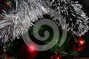 Hermoso esfera de decorado árbol de navidad extrano regalos fiestas 