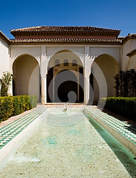 Beautiful bathing in Alcazaba palace