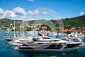 Beautiful black yacht in Saint Thomas, USA