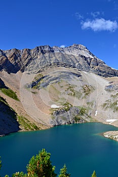 Beautiful blue Hamilton Lake high in the mountains.