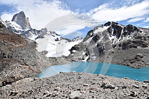 Beautiful blue Laguna de Los Tres in National Park in El Chalten, Argentina, Patagonia with Fitz Roy Mountain in background