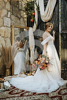Beautiful bride in rustic arrangement