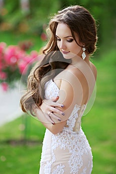 Beautiful brunette Bride Wedding Portrait, woman with long wavy