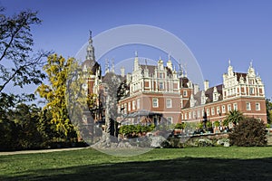 A beautiful castle and gardens - FÃ¼rst PÃ¼ckler Park in Bad Muskau