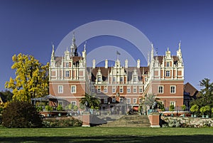 A beautiful castle and gardens - FÃ¼rst PÃ¼ckler Park in Bad Muskau