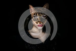 Bella donna gatto concettuale creativo immagine 