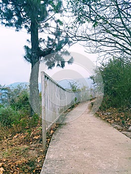 beautiful cemented footpaths on the hills