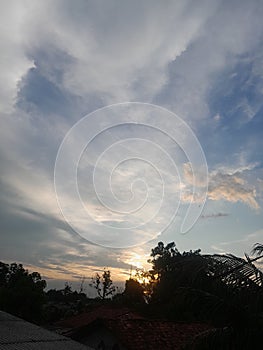 the beautiful dancing clouds of dusk