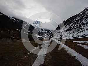 Beautiful early spring skitouring in otztal alps