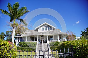 Beautiful Hillsborough bay bayshore waterfront house in Tampa