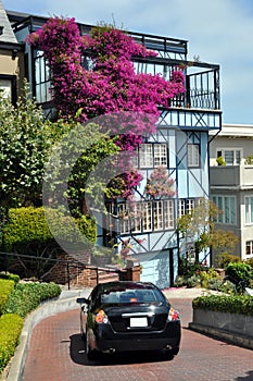 Beautiful house at Lombard Street, San Francisco photo