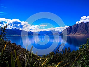 The beautiful and idyllic Lake Hawea, South Island, New Zealand