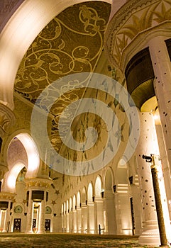 Beautiful interior, Sheikh Zayed Grand Mosque, Abu Dhabi