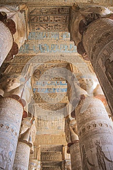 Hermoso de templo de o templo de., antiguo egipcio templo más cercano la ciudad de alcanzar el conocimiento 