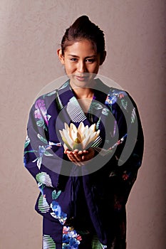Beautiful japanese woman wearing kimono