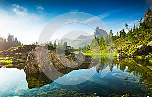 The beautiful Lago Di Federa See early in the morning