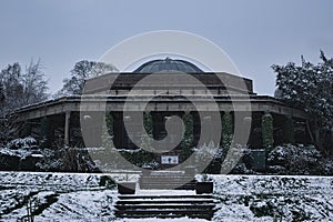 Beautiful landscape photo of the park covered in snow in Harrogate