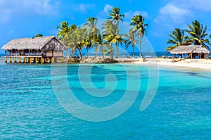 Beautiful lonely beach in caribbean San Blas island, Kuna Yala, Panama. Turquoise tropical Sea, paradise travel destination, photo