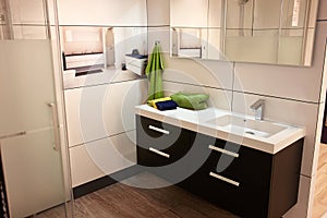 Bellissimo classico il bagno lusso nuovo 