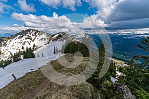 Beautiful mountain tour in spring to the Siplingerkopf from Balderschwang in the Allgau