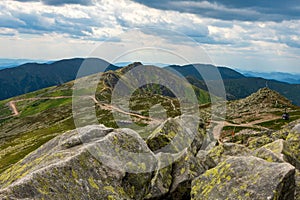 Krásná hornatá krajina na středním Slovensku. Národní park Nízké Tatry.